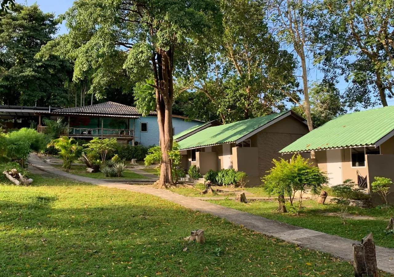 Siam Flora Resort Ko Lanta 0*,  Tailandia